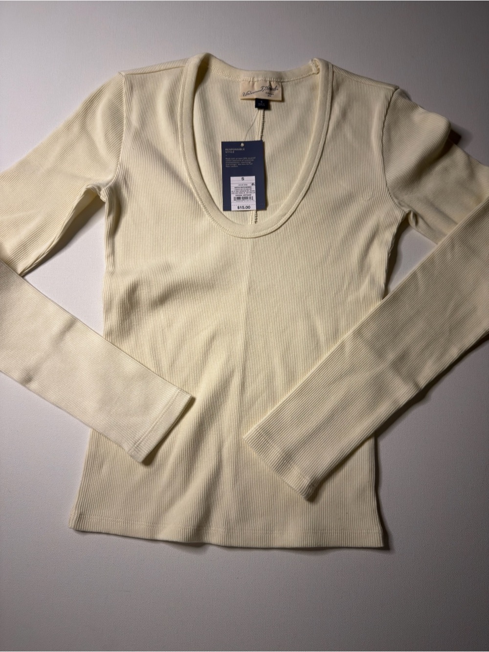 NWT Women's Ribbed Scoop Neck Long Sleeve Top - Pale Yellow Size Small (KB8)